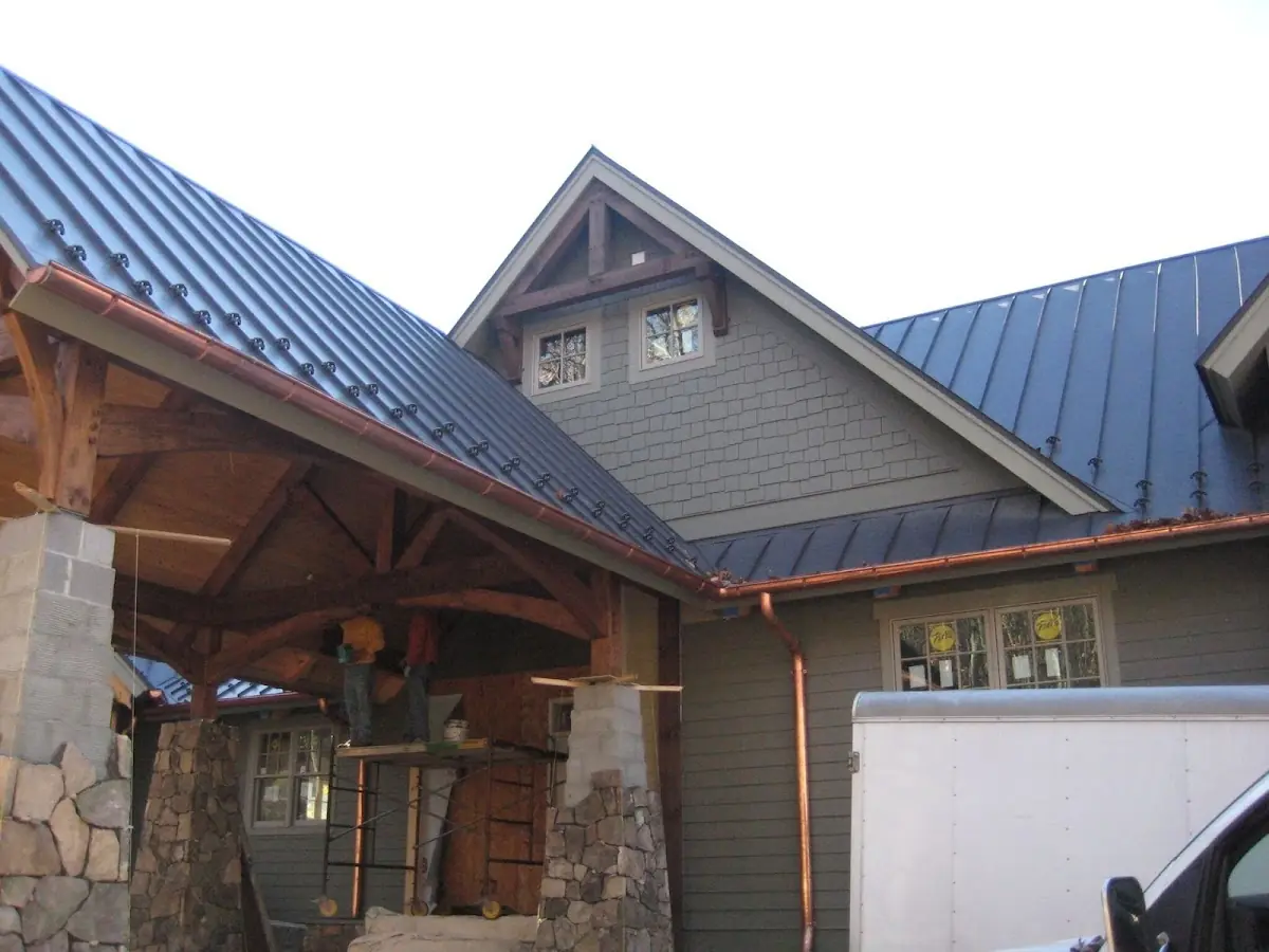 Craftsman Roofing team delivering quality roofing work in Perryman